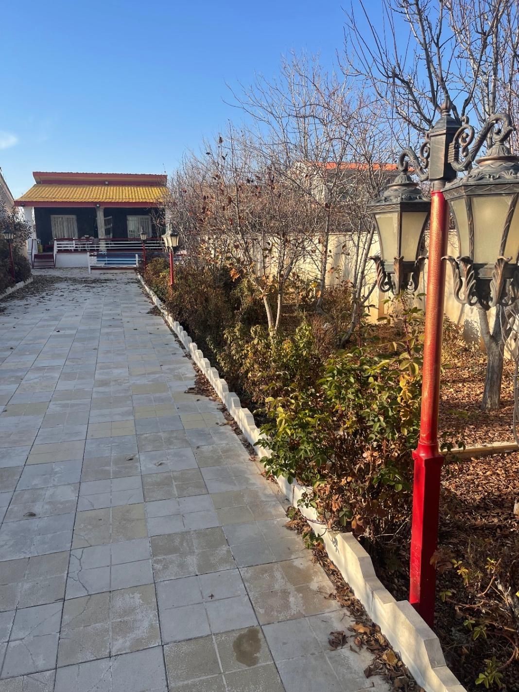 ویلا باغ ۸۲۰ متری با کنتور برق و گاز|فروش خانه و ویلا|آبسرد, |دیوار