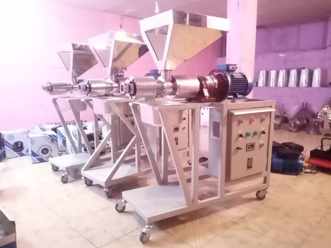 روغن گیری احلام.|ماشینآلات صنعتی|شیراز, ارم|دیوار