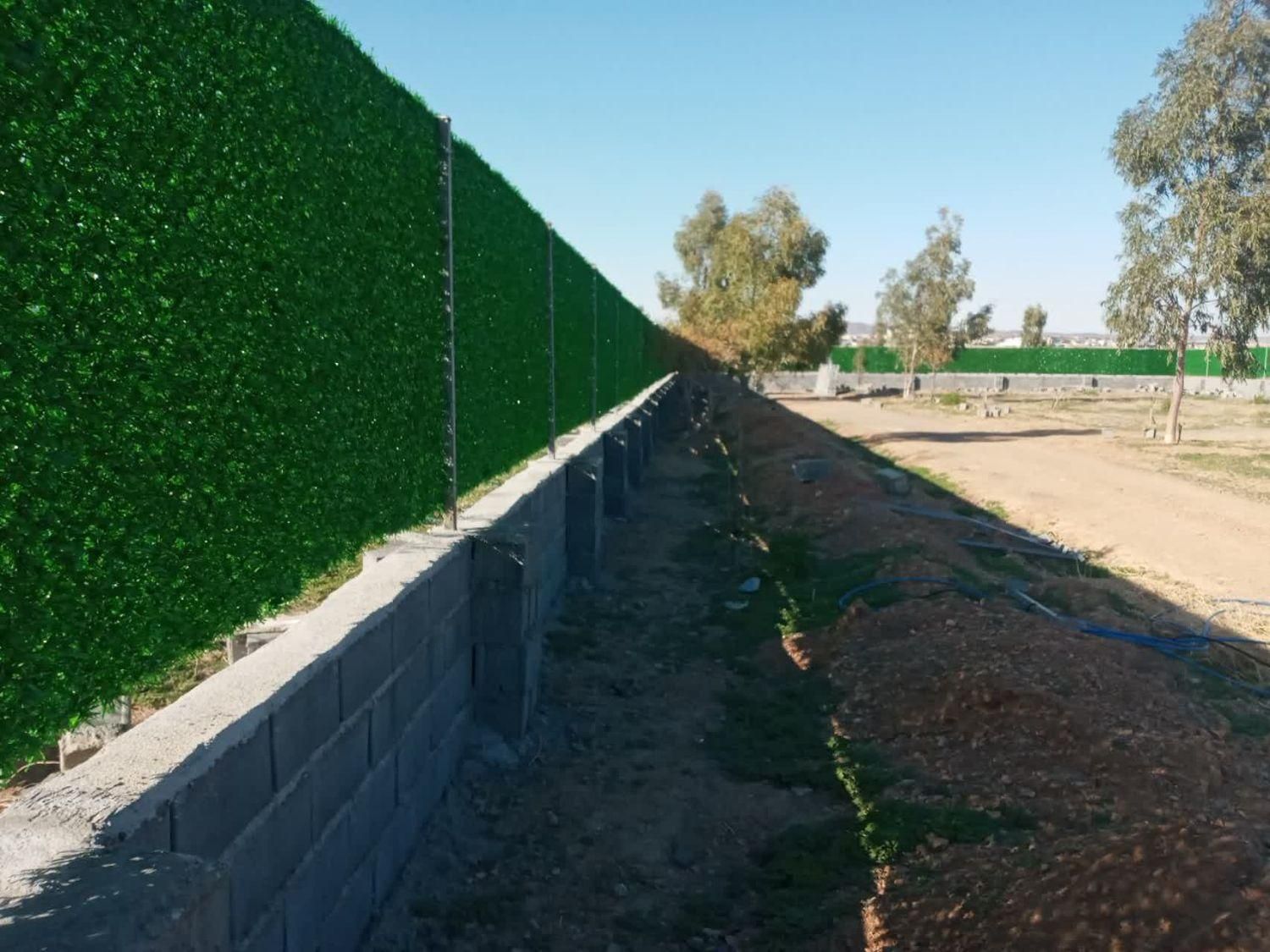 نصب حصار فنس سیم خاردار و شید|خدمات باغبانی و درختکاری|خمینیشهر, |دیوار