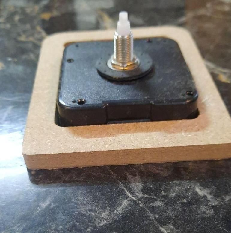 فروش عمده موتور ساعت در طرح های مختلف|ساعت دیواری و تزئینی|مشهد, امیر|دیوار