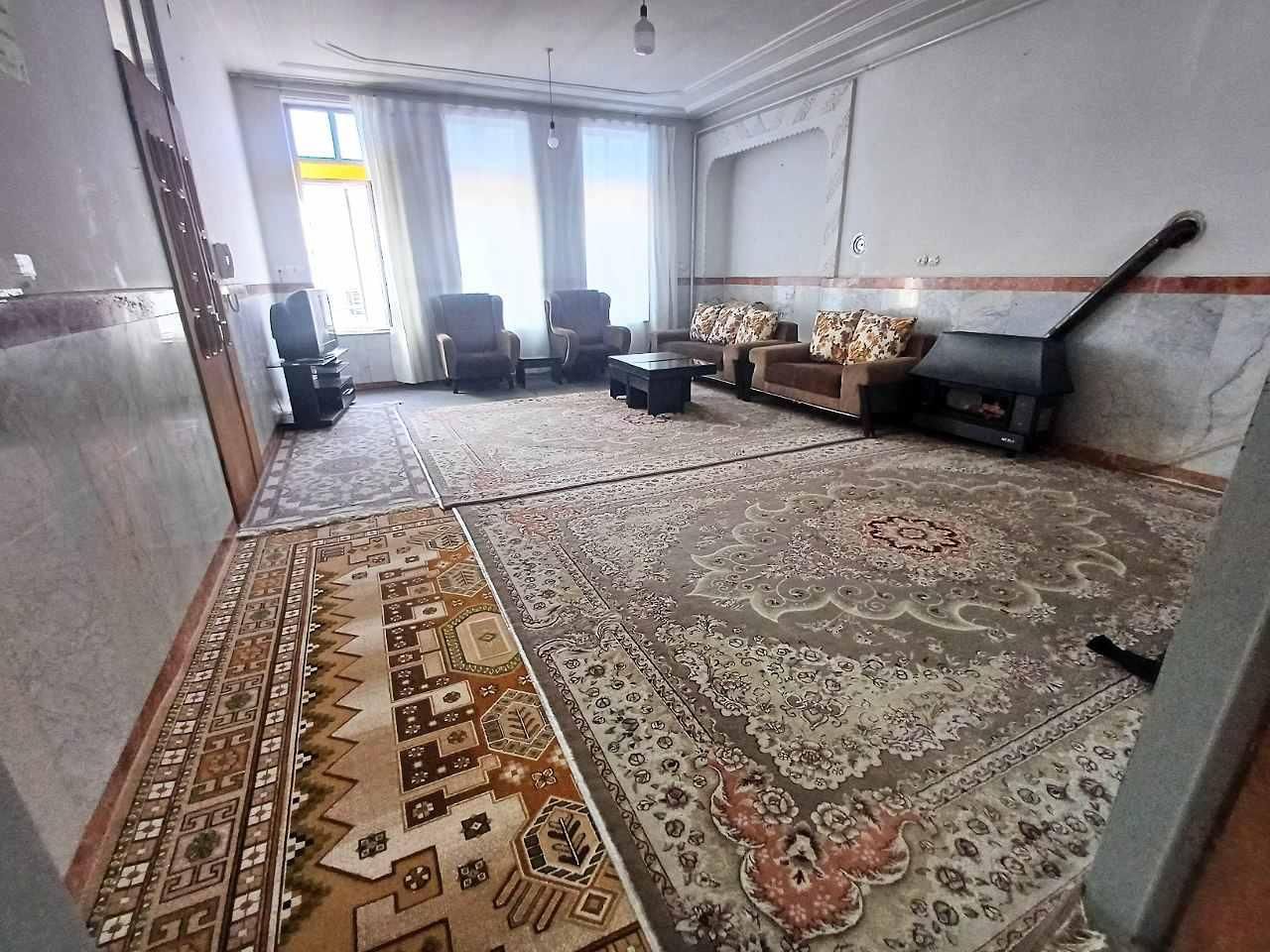 اجاره سوئیت خانه منزل پارکینگ دار داخل شهر جوانرود|اجارهٔ کوتاه‌مدت آپارتمان و سوئیت|جوانرود, |دیوار