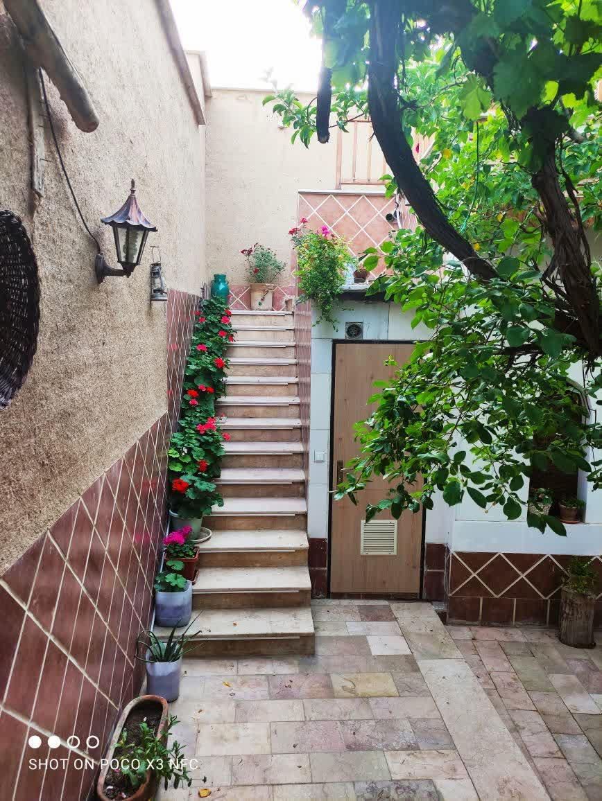 اجاره روزانه در باغبهادران|اجارهٔ کوتاه‌مدت آپارتمان و سوئیت|لنجان, |دیوار