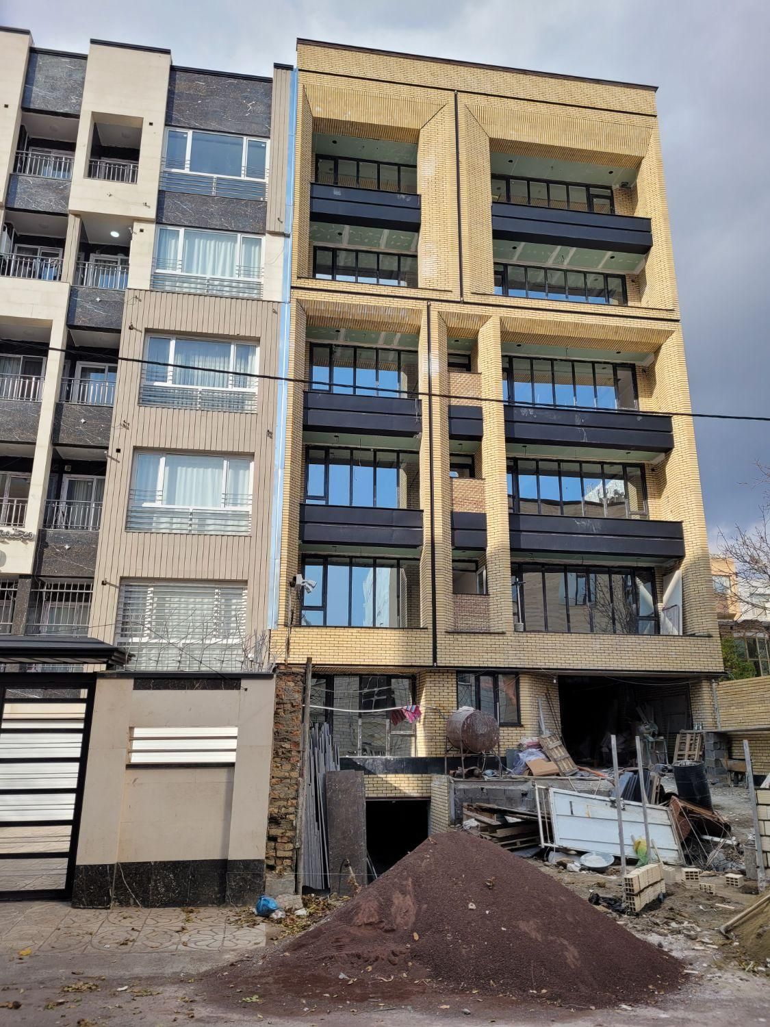 درب و پنجره دوجداره UPVC|خدمات پیشه و مهارت|همدان, |دیوار