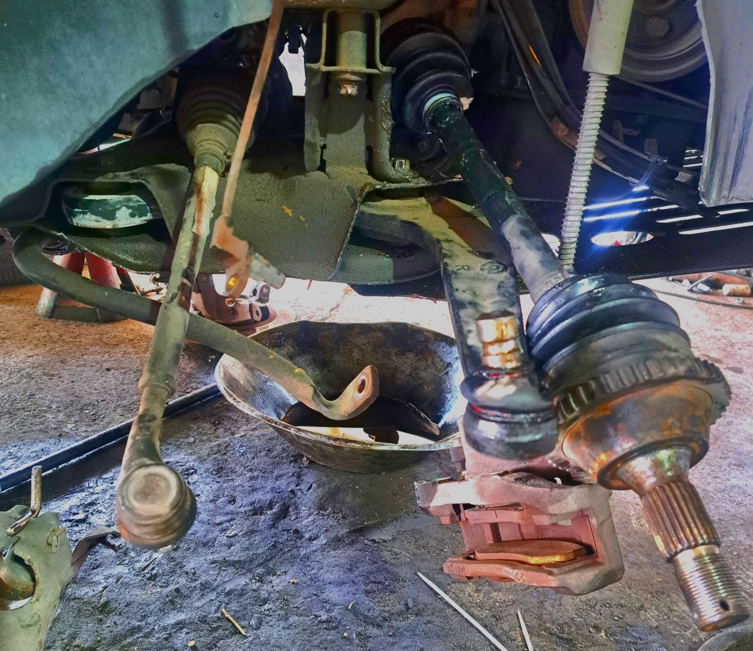 تعمیر جلوبندی ( با پایین ترین قیمت )|خدمات موتور و ماشین|بندرعباس, |دیوار