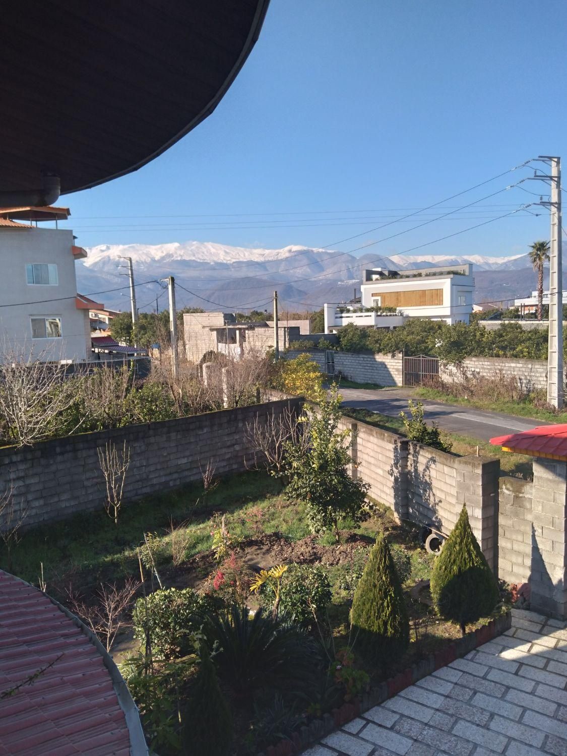 ویلا جنگلی ** طراوت **|اجارهٔ کوتاهمدت ویلا و باغ|تنکابن, |دیوار