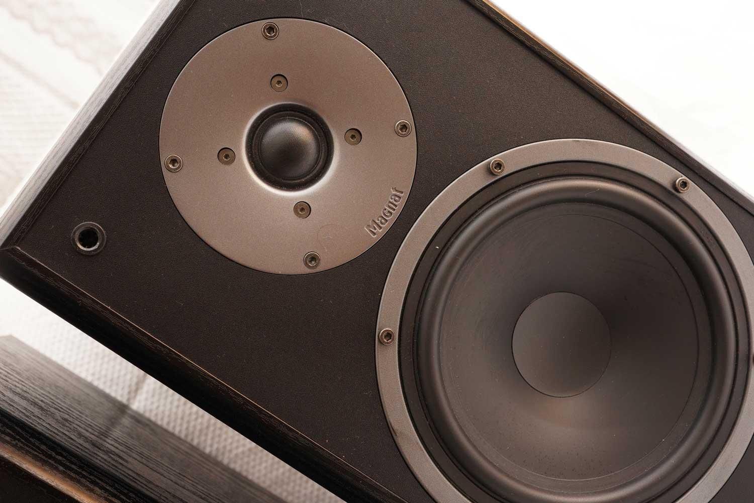 بوکشلف مگناتMagnat  Supreme 202|سیستم صوتی خانگی|تهران, کاشانک|دیوار
