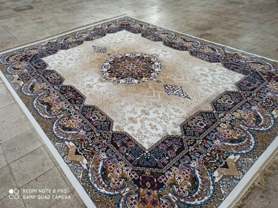 فرش 9 متری نو داخل کاور افشان سرمه و کرم|فرش|اردبیل, |دیوار
