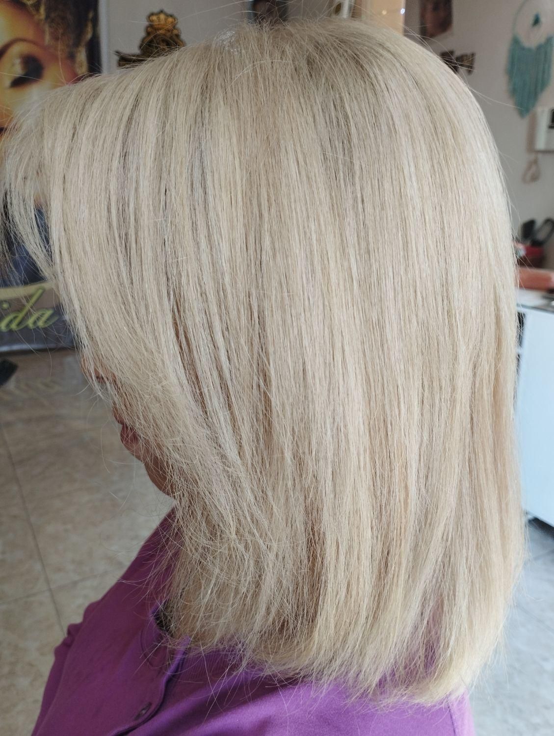 ترمیم ناخن ۲۵۰ کاشت ناخن ۴۰۰ تخصصی|خدمات آرایشگری و زیبایی|تهران, امام حسین|دیوار