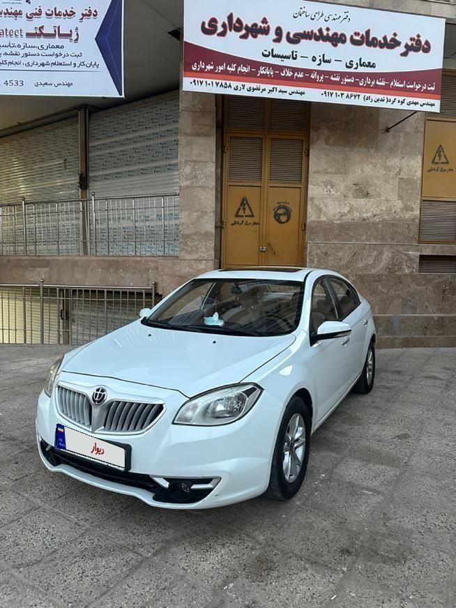 برلیانس H330 اتوماتیک 1500cc، مدل ۱۳۹۵ سفید فابریک|خودرو سواری و وانت|شیراز, شهرک فرزانگان|دیوار