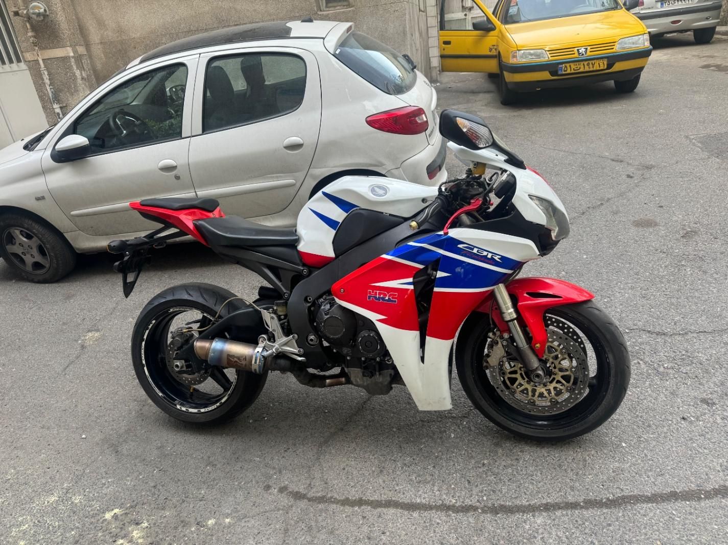 سی بی ار ۱۰۰۰ cbr1000 cb1300|موتورسیکلت|تهران, میرداماد|دیوار