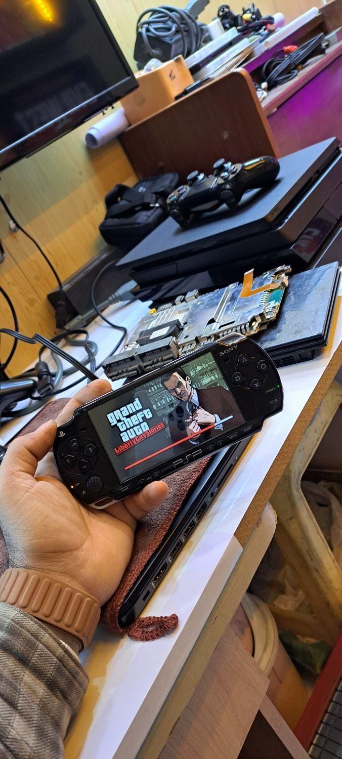 تعمیر دسته PSP/ps4/ps5/xbox با ضمانت|خدمات رایانه‌ای و موبایل|شیراز, زند|دیوار