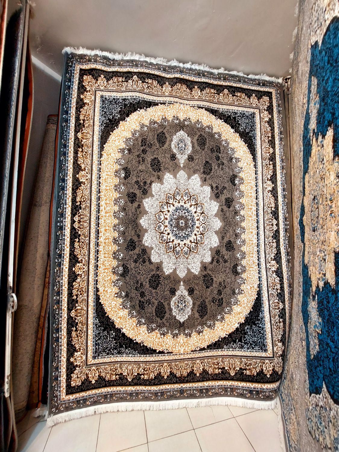 فرش۱۲متری طرح ۷۰۰ جفت های اخر فقط دانه ای ۲/۹۰۰ت|فرش|مشهد, طلاب|دیوار