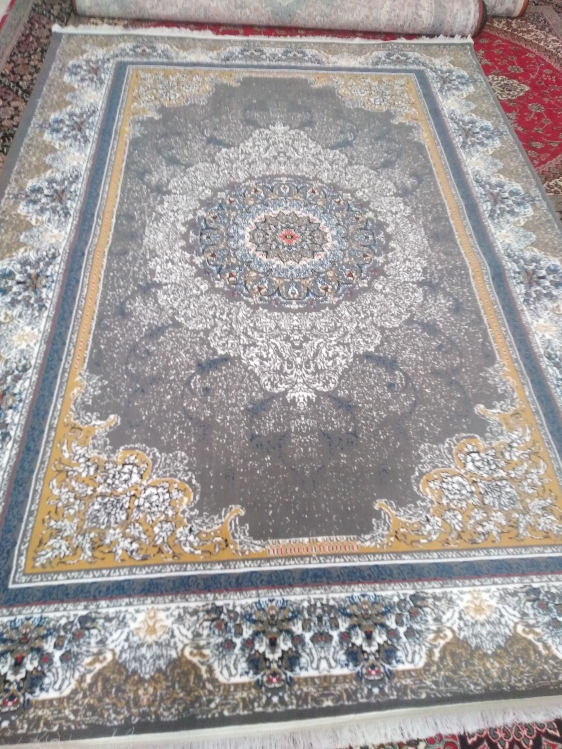 چند تخته فرش ماشینی ۱۲متری و۹متری طرح ۷۰۰|فرش|اسدآباد, |دیوار