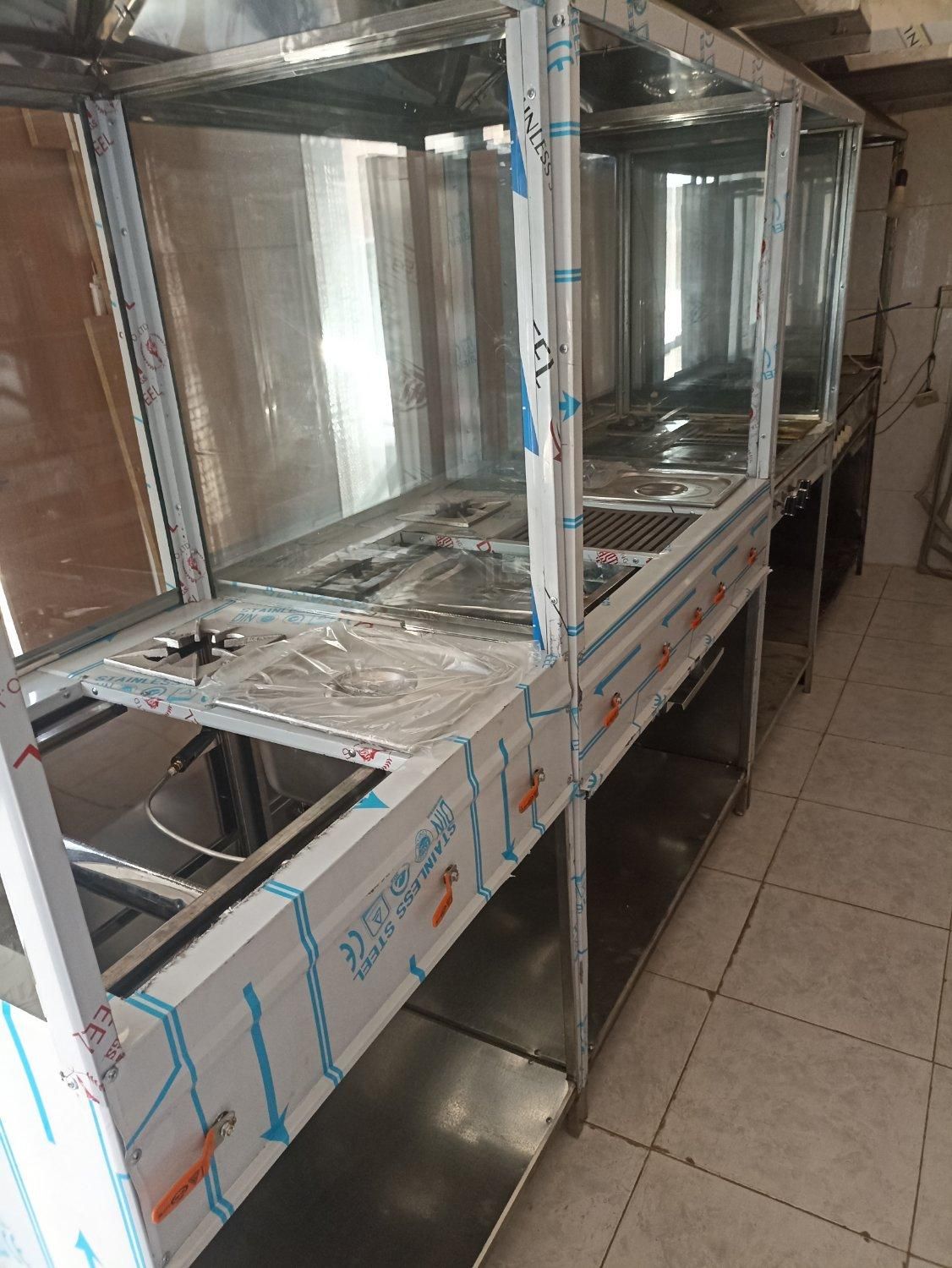 انواع فر ساندویچی وتاپینک واسنک پز|کافیشاپ و رستوران|اصفهان, خاتونآباد|دیوار