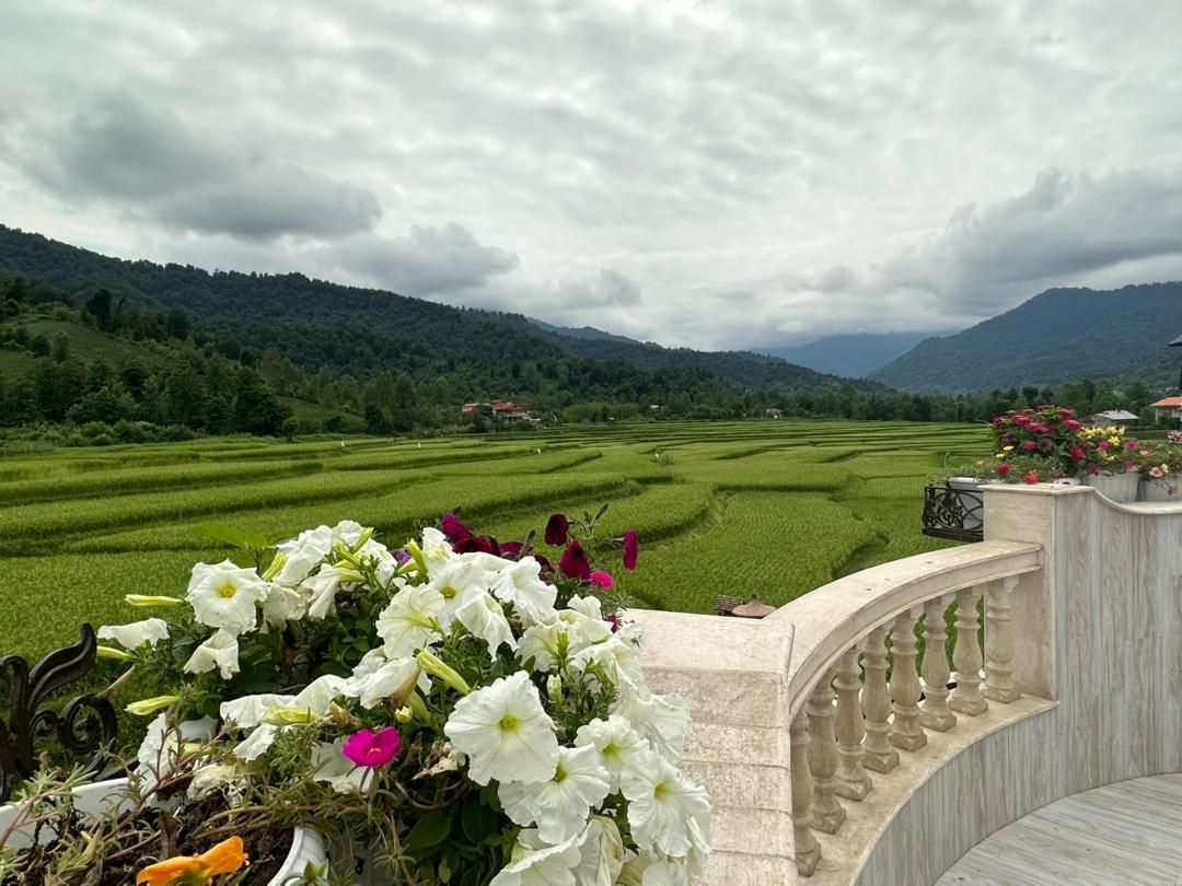 ویلا استخر دار نوساز مسیر قلعه رودخان.مالک هستم|اجارهٔ کوتاهمدت ویلا و باغ|فومن, |دیوار