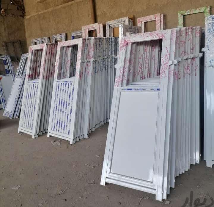 درب آلومینیوم در آلومینیومیupvc انباری نصب روی4چوب|مصالح و تجهیزات ساختمان|شیراز, میانرود|دیوار