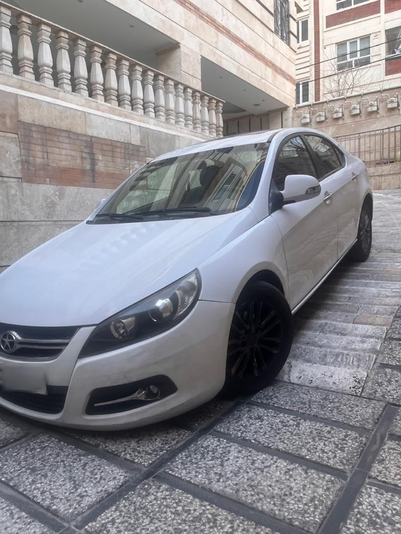 جک j5 اتوماتیک مدل 93 1800cc بی رنگ‌|خودرو سواری و وانت|تهران, تهرانسر شرقی|دیوار