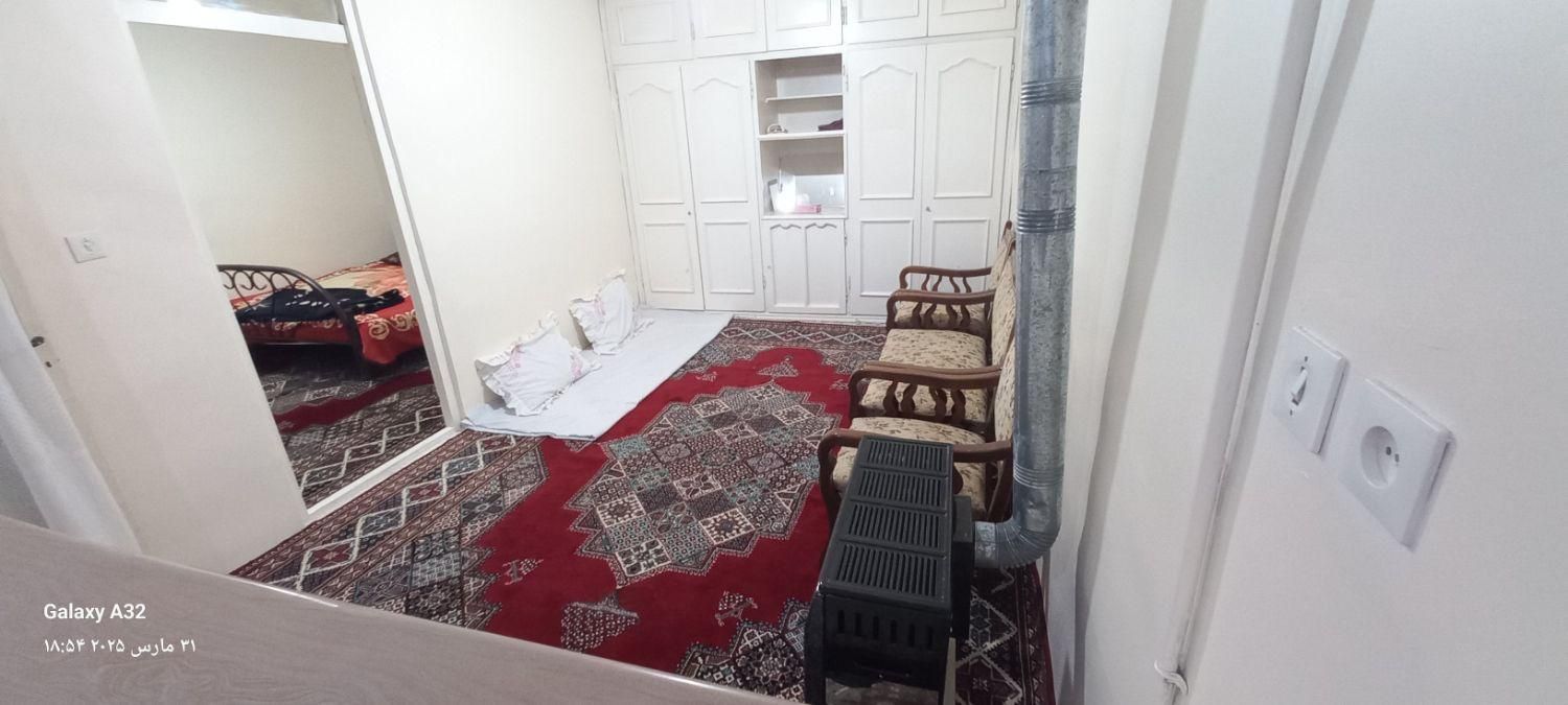 اجاره روزانه خانه ویلایی دربست لوکیشن عالی|اجارهٔ کوتاه‌مدت آپارتمان و سوئیت|اصفهان, شاهد|دیوار