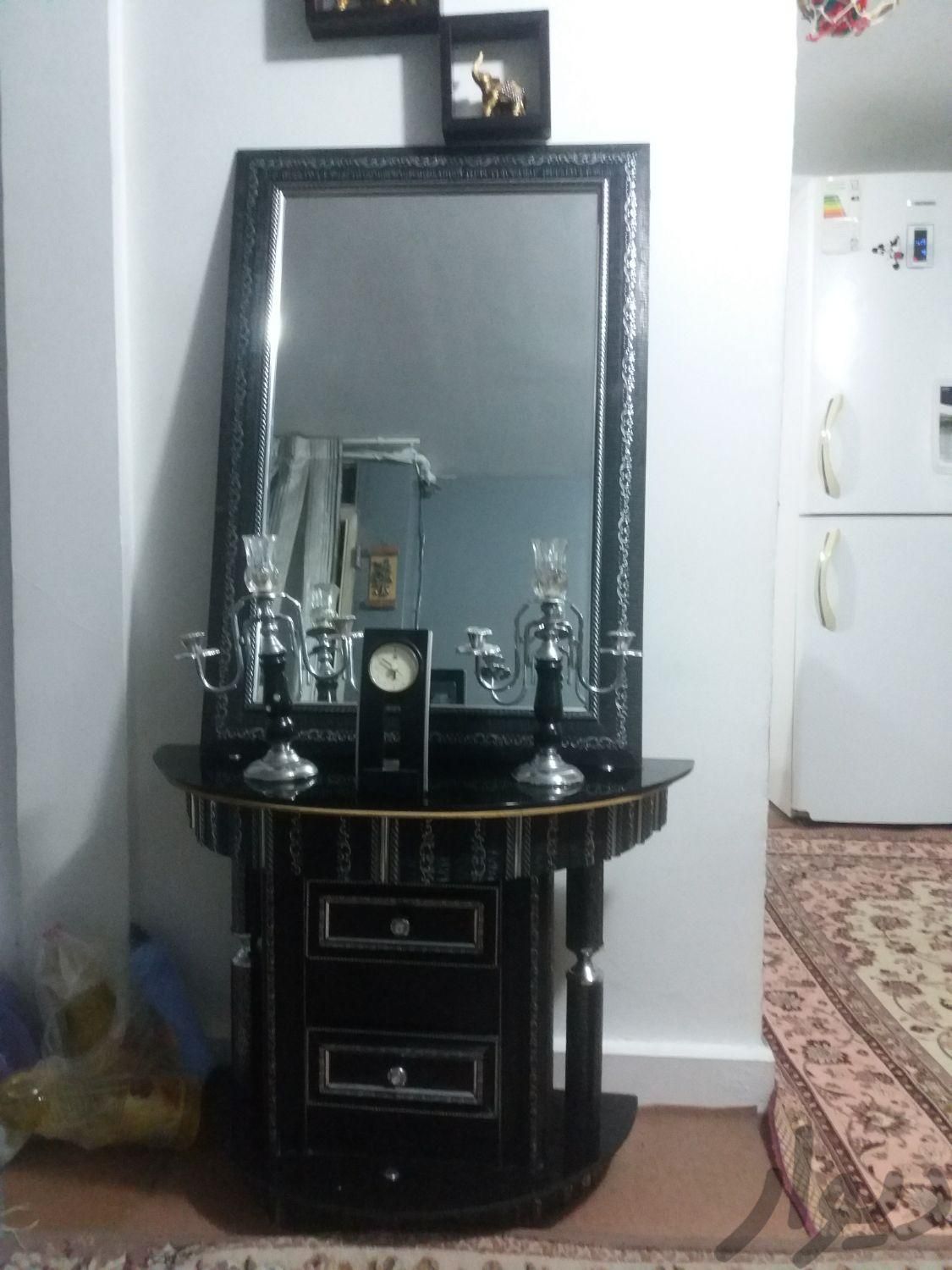 آینه و شمعدان همراه با ساعت رومیزی|آینه|تهران, تهرانپارس غربی|دیوار