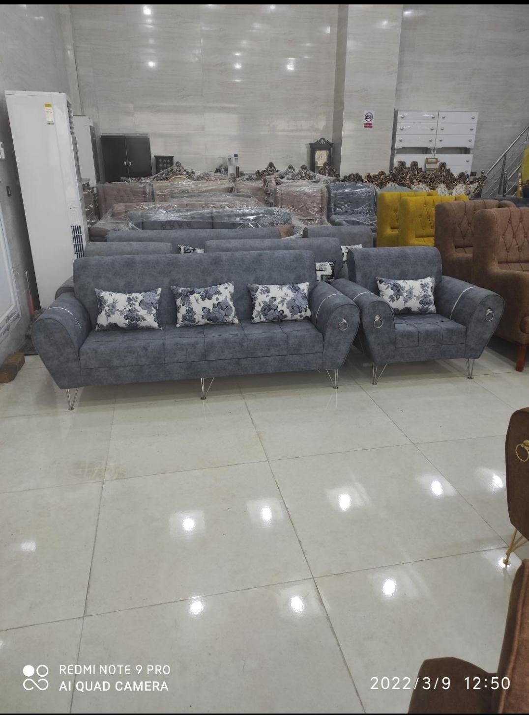 مبل « پاکزاد » جهیزیه عروس پارکر (تولیدی ارزانکده)|مبلمان خانگی و میز عسلی|خرمآباد, |دیوار