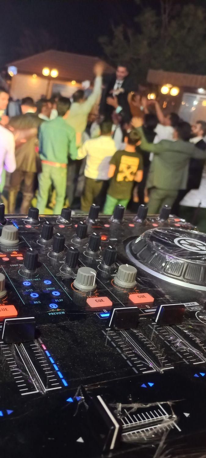 دیجی Dj *گروه موزیک زنده*نی همانه*باغ مجالس سیستم|خدمات پذیرایی، مراسم|شیراز, باغ تخت|دیوار
