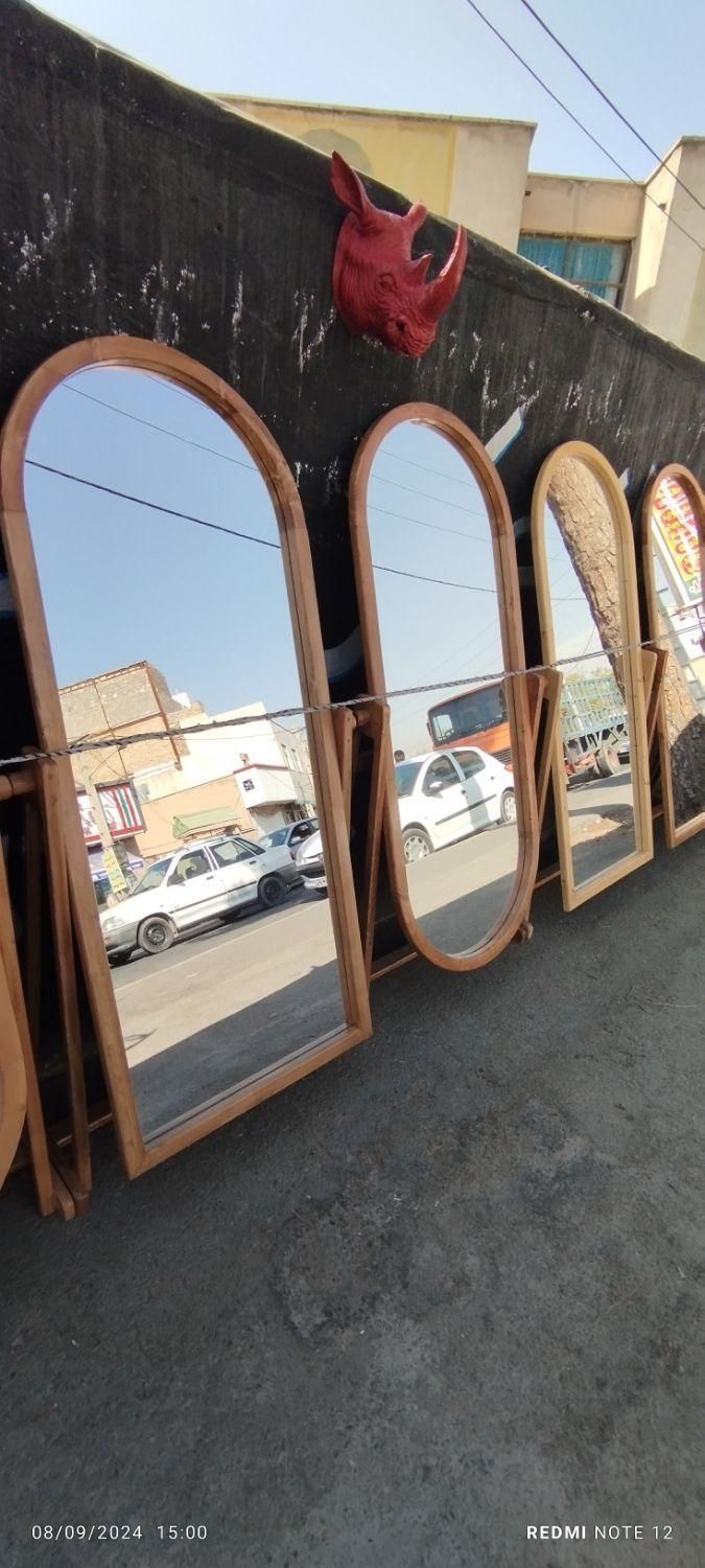 آیینه چوبی پایه دار|آینه|کرج, ساسانی (قلمستان)|دیوار