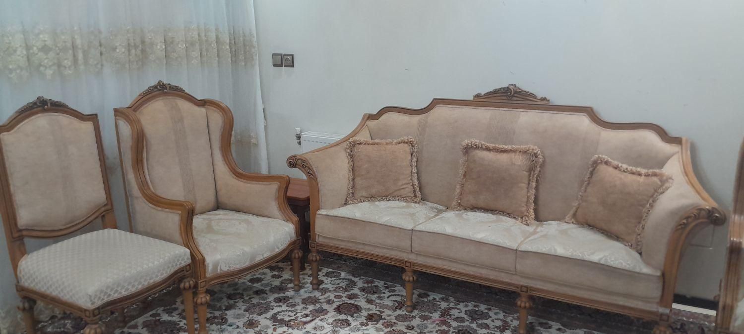 مبلمان ۷نفره کلاسیک|مبلمان خانگی و میز عسلی|اصفهان, جی شیر|دیوار