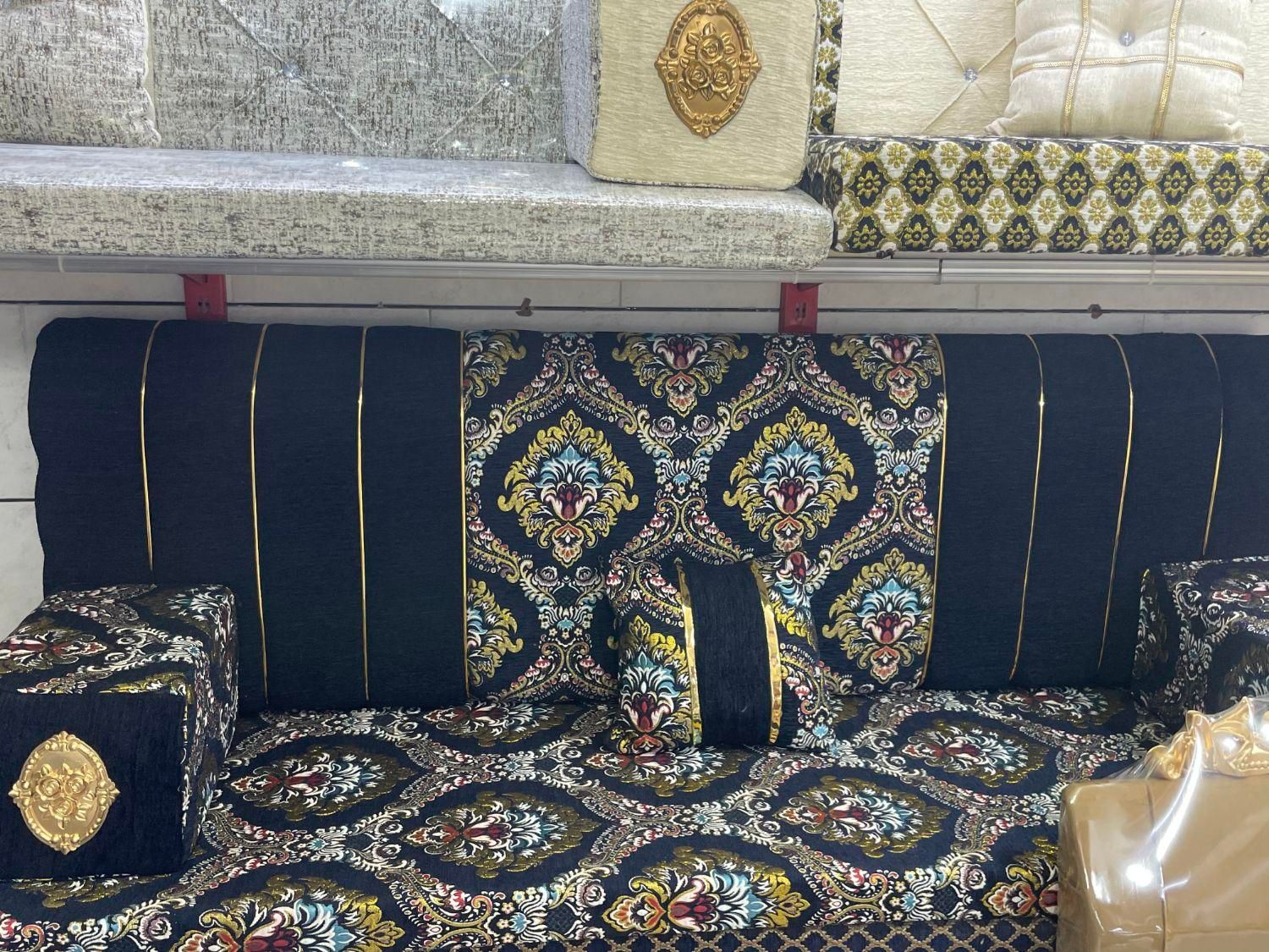 پشتی خلیجی مبل پشتی شاه نشین ش۳|مبلمان خانگی و میز عسلی|شیراز, بازار|دیوار