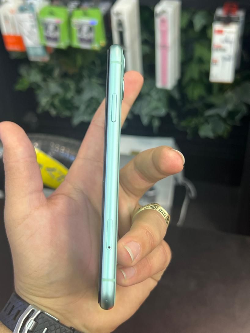 اپل iPhone 11 با حافظهٔ ۱۲۸ گیگابایت|موبایل|مشهد, احمدآباد|دیوار