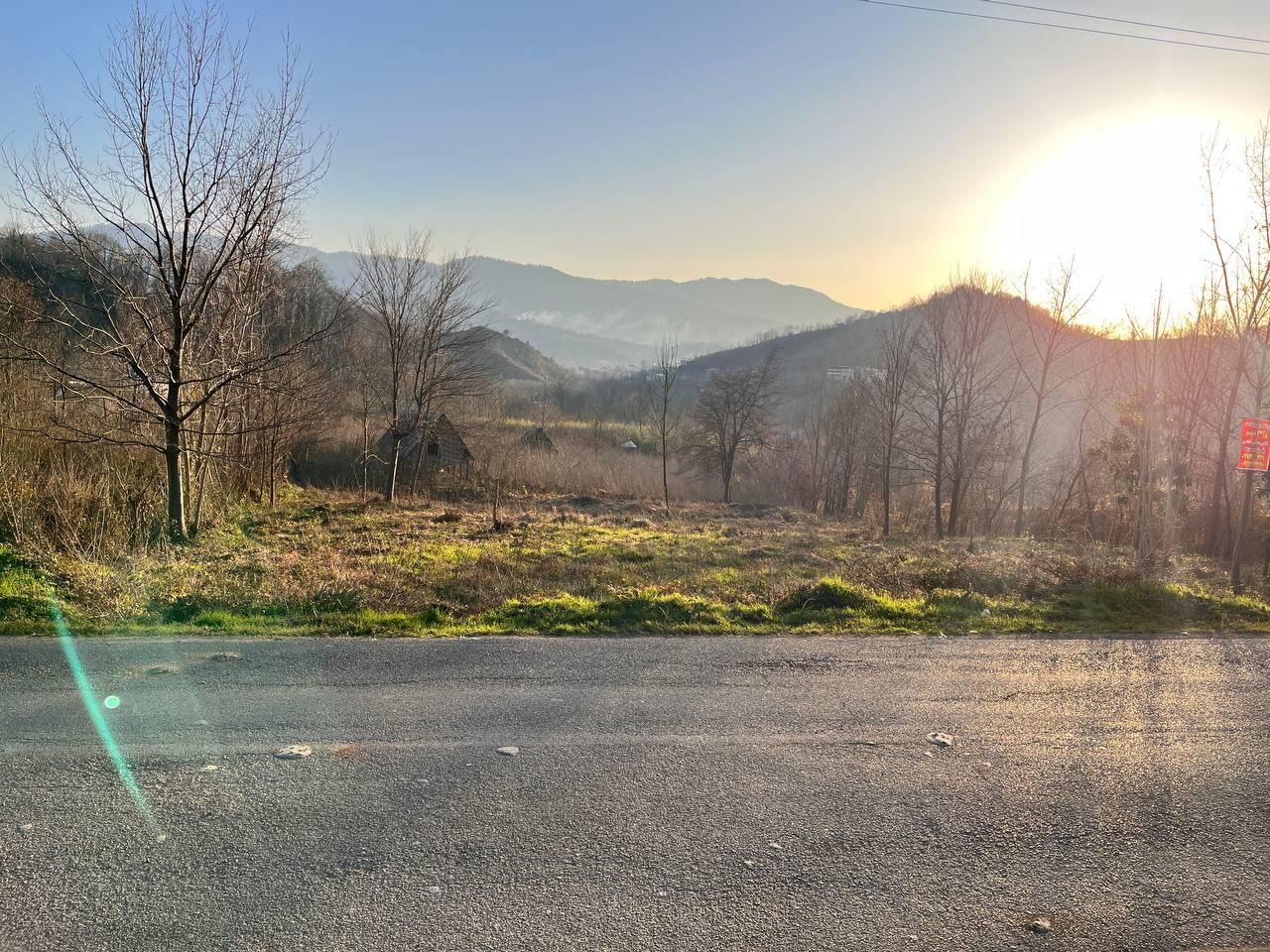 فروش/تهاتر زمین 1995متر بر اصلی روستای دره جیر|فروش زمین و ملک کلنگی|لاهیجان, آهندان|دیوار