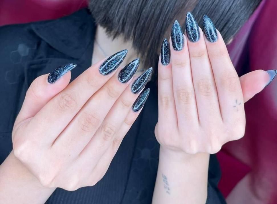 کاشت ناخن|خدمات آرایشگری و زیبایی|قم, امامزاده ابراهیم|دیوار