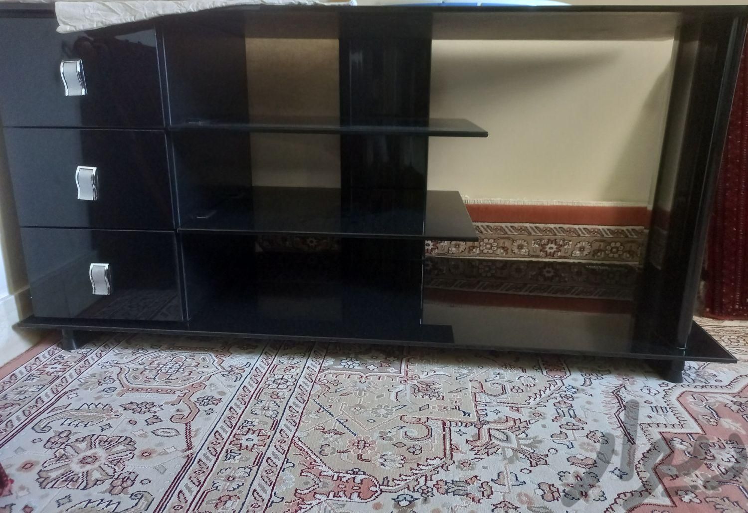 میز تلویزیون شیشه ای|میز تلویزیون|تهران, حمزه‌آباد|دیوار