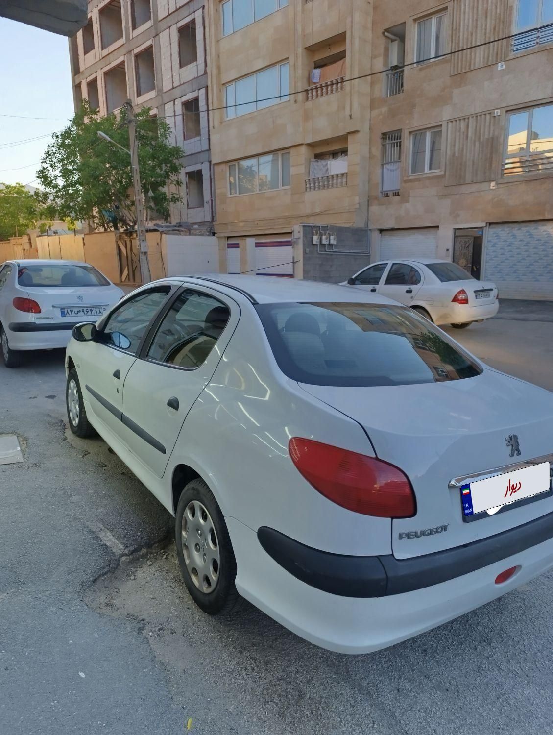 پژو 206 SD V9، مدل ۱۳۹۰|خودرو سواری و وانت|همدان, |دیوار