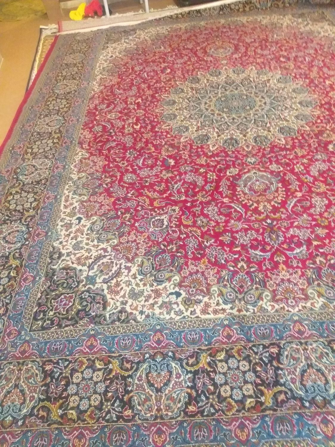 فرش ۳×۴کارکرده دو تخته|فرش|اصفهان, کوجان|دیوار