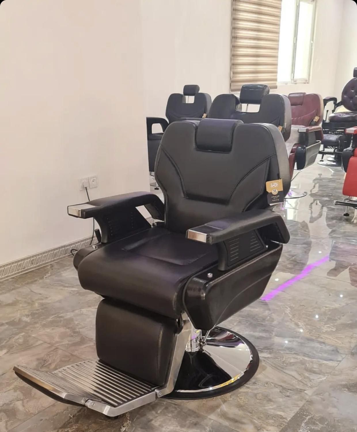 صندلی ارایشگاه و صندلی اصلاح مجستیک|آرایشگاه و سالنهای زیبایی|شیراز, زند|دیوار