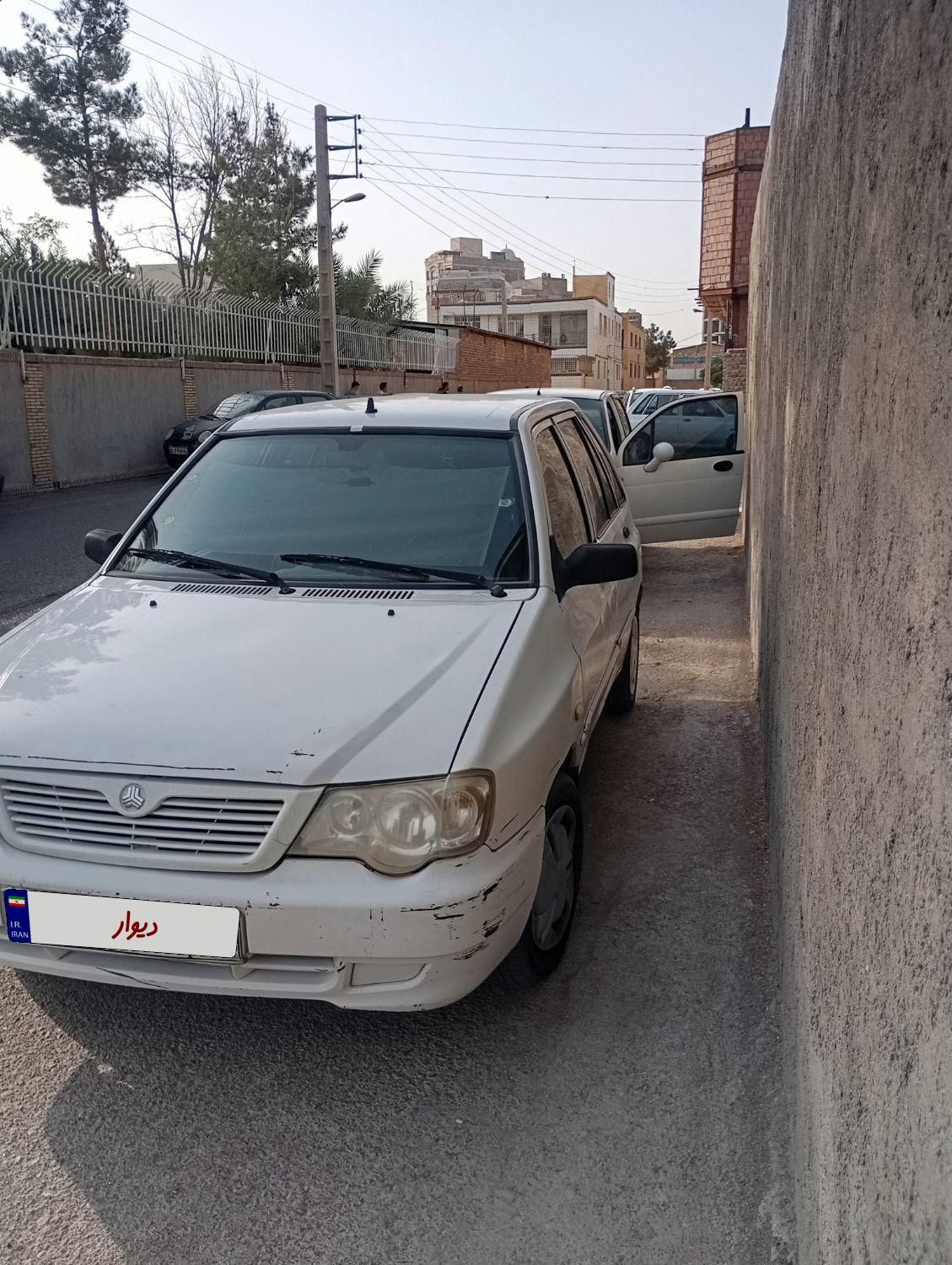 111مدل 93|خودرو سواری و وانت|کرمان, |دیوار