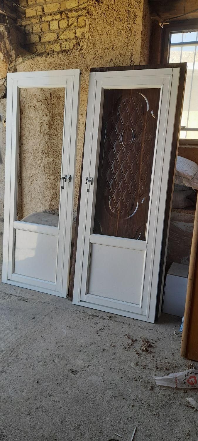 کابینت درب چوبی درب آلومینیوم ۳تومن|خدمات پیشه و مهارت|شیراز, سلطان آباد|دیوار