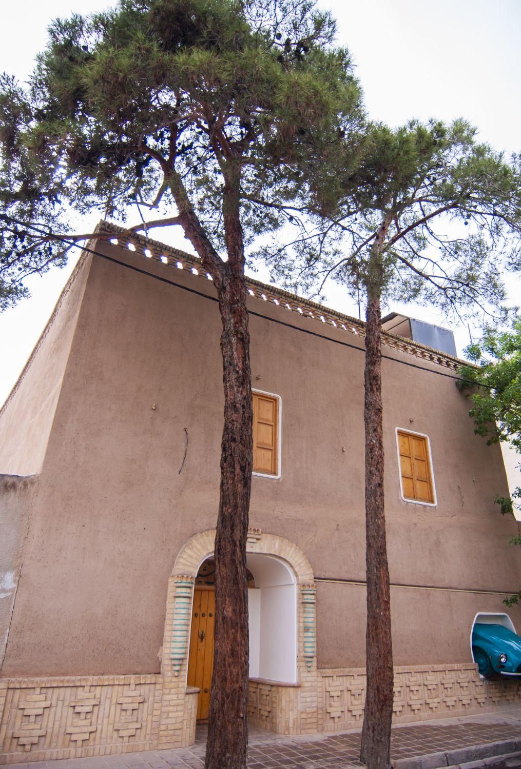 هتل اقامتگاه سنتی داخل بافت تاریخی سمنان باتوضیحات|اجارهٔ کوتاه‌مدت آپارتمان و سوئیت|سمنان, |دیوار