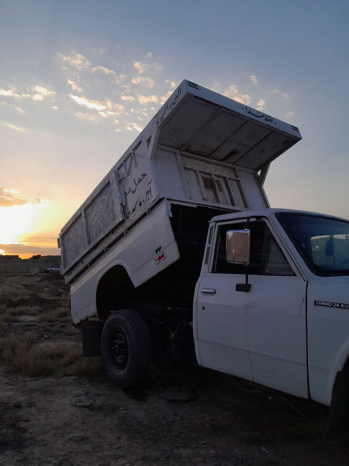 نیسان کمپرس حمل مصالح نخاله، ماسه، آجر،|خدمات حمل و نقل|نیشابور, |دیوار