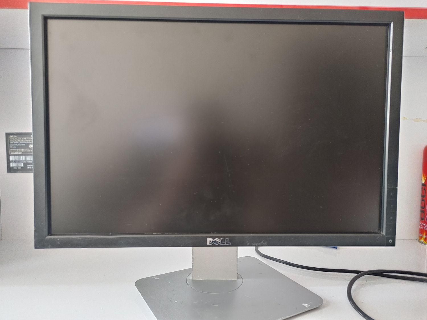 مانیتور دل 19 اینچ به همراه کابل vga و کابل تبدیل|قطعات و لوازم جانبی رایانه|اردبیل, |دیوار
