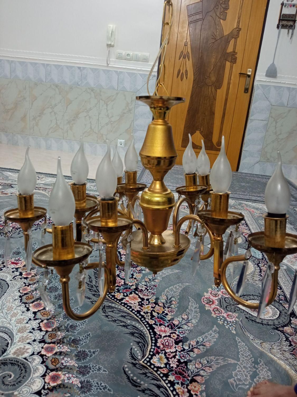 لوستر سالم و تمیز|لوستر و چراغ آویز|اصفهان, بهارستان|دیوار