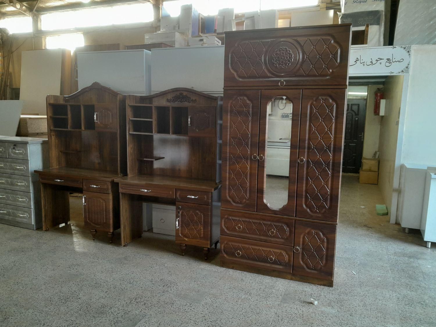 میز تحریر کتابخانه ای آنتیک طلایی|میز تحریر و کامپیوتر|اردبیل, |دیوار