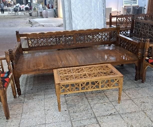 ت خ ت سنتی( تمام چوب روس )|مبلمان خانگی و میز عسلی|بوشهر, |دیوار