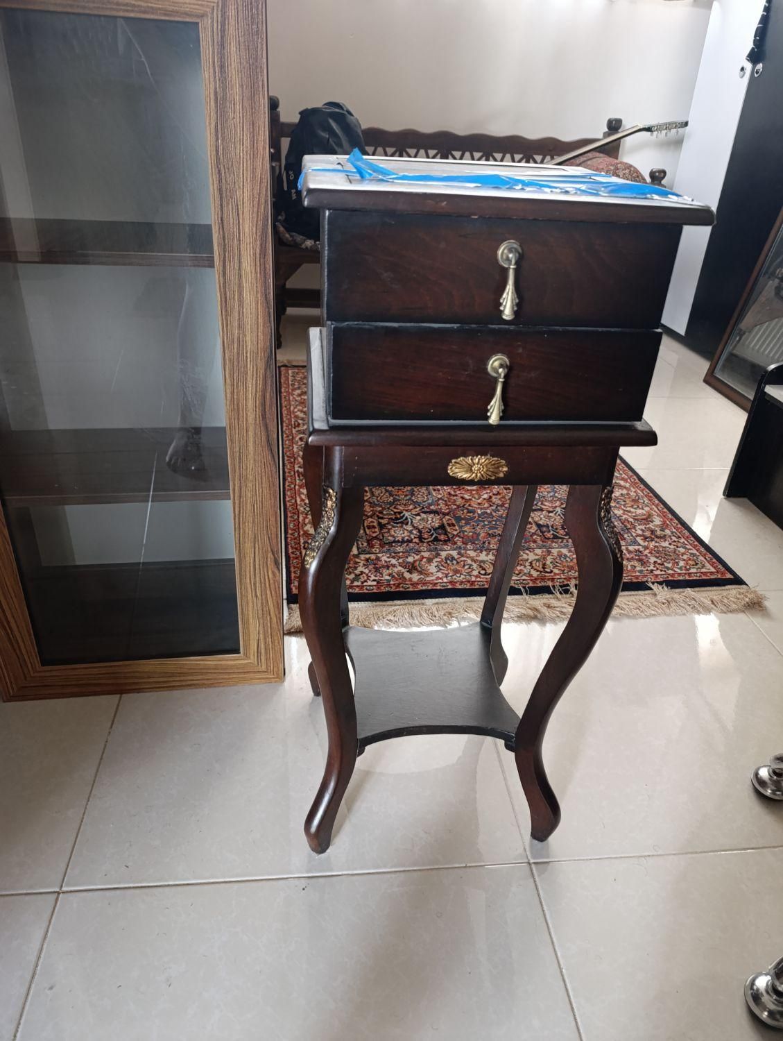 میز تلفن، و دکور چوبی|میز تلفن|اصفهان, آزادان|دیوار