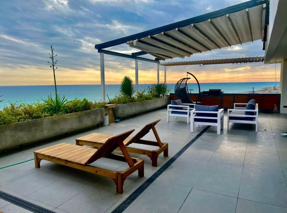 پنت هاوس/جکوزی/ویو کامل دریا/فول امکانات|اجارهٔ کوتاه‌مدت ویلا و باغ|کیش, |دیوار