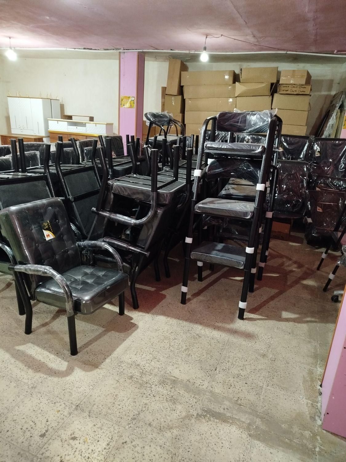 صندلی گردون کرکره ای دومکانیزمه|صندلی و نیمکت|اردبیل, |دیوار