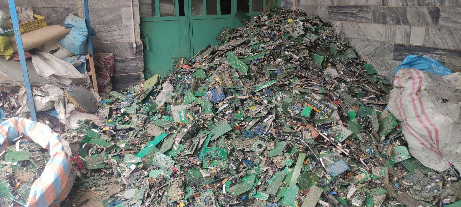 برد موبایل و کامپیوتر برد سبز|لوازم جانبی موبایل و تبلت|اراک, |دیوار