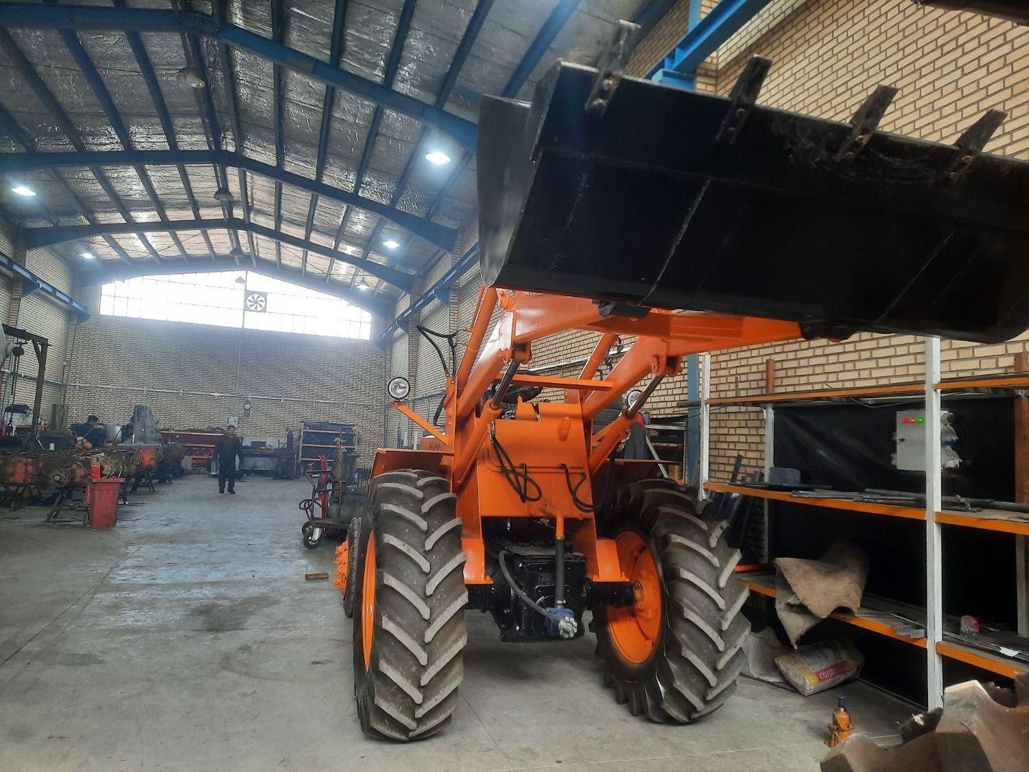 تراکتور رومانی بیل عقب لودری|خودرو سنگین|کرمانشاه, |دیوار