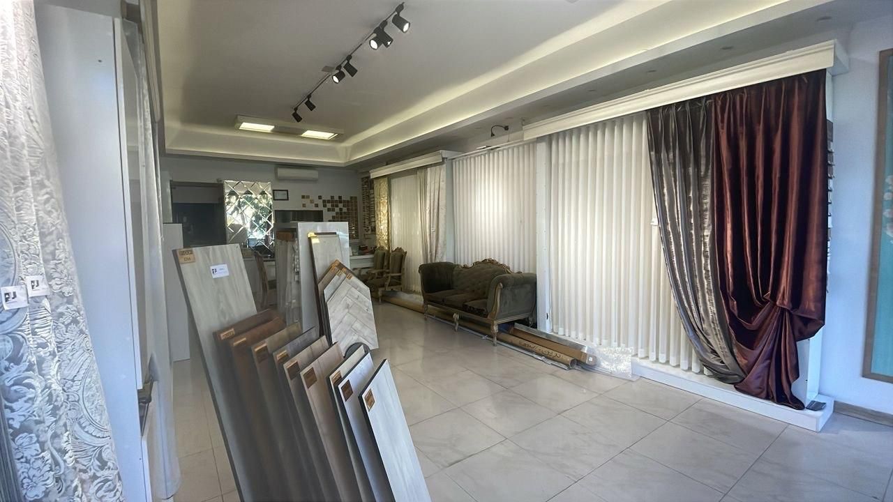 کاغذدیواری کاغذ دیواری پرده کفپوش کف پوش پارکت|خدمات پیشه و مهارت|اصفهان, باغ زیار|دیوار