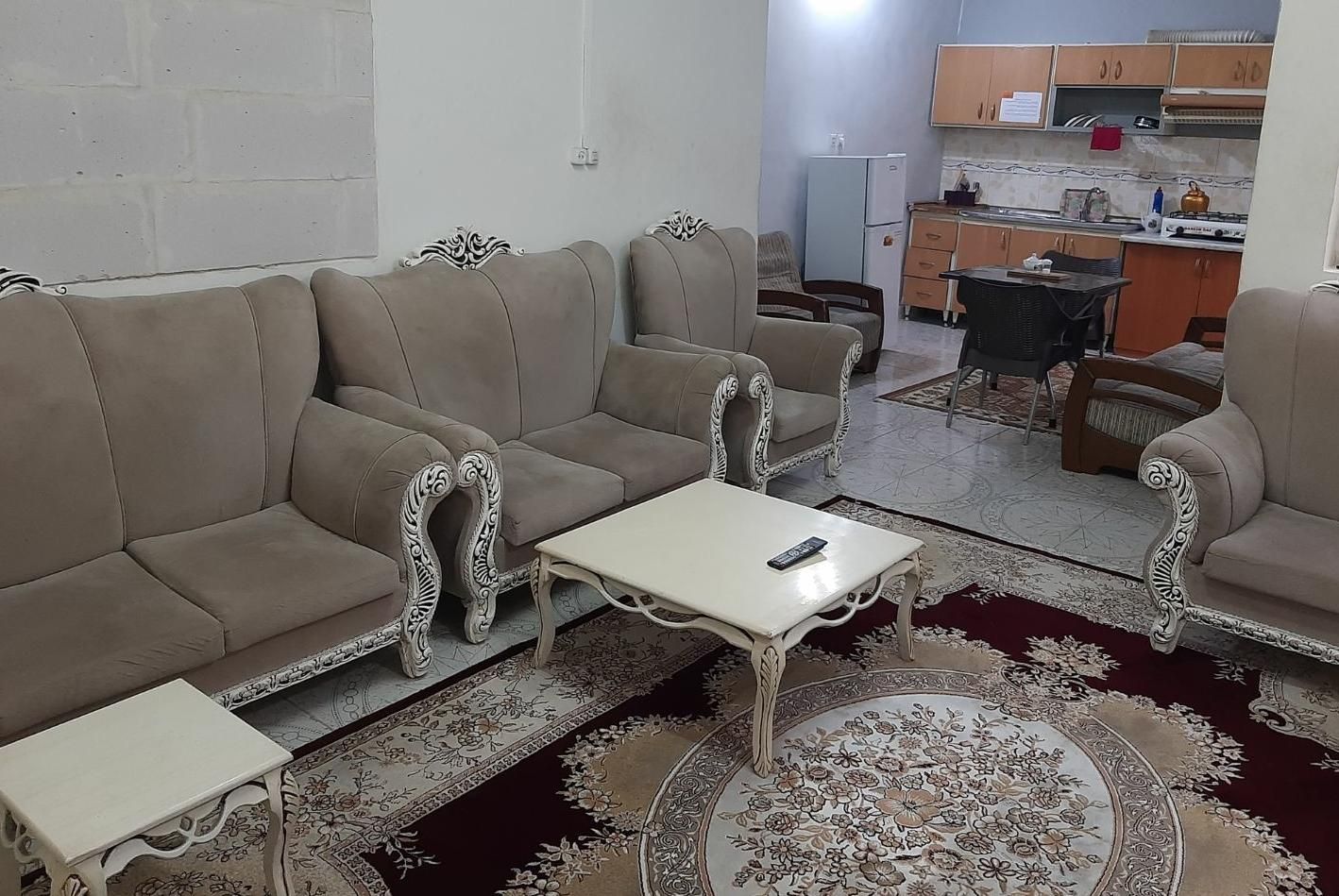 سوییت شهر رشت|اجارهٔ کوتاه‌مدت آپارتمان و سوئیت|رشت, انصاری|دیوار